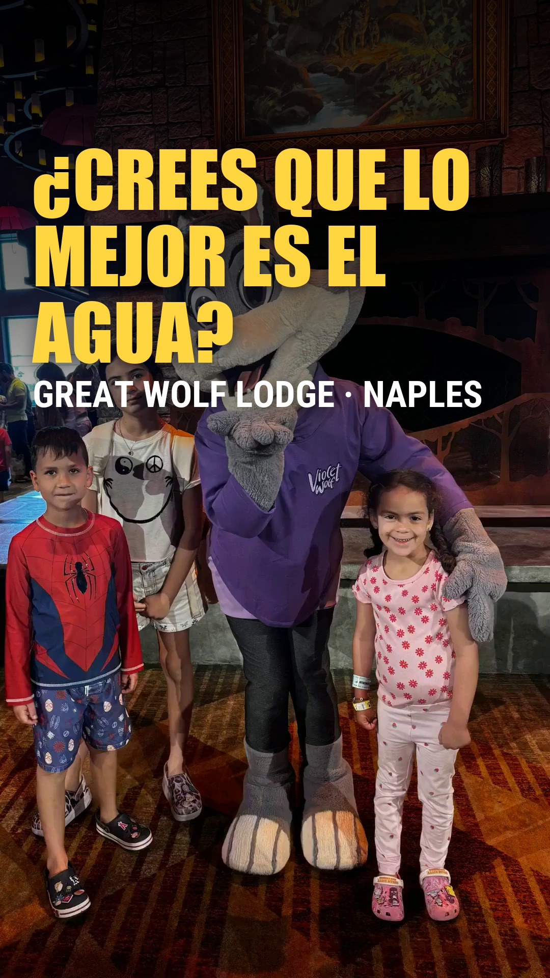 Los hijos de Yane con Violet Wolf en Great Wolf Lodge Naples